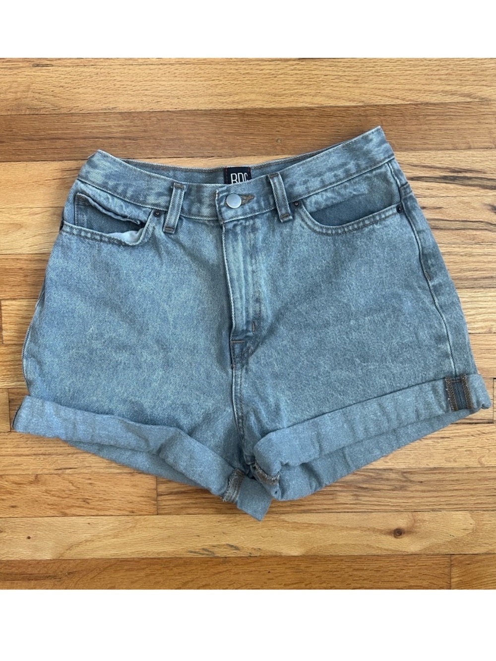 BDG Rolled Hem High-Rise Denim Shorts - Washed‎ Blue